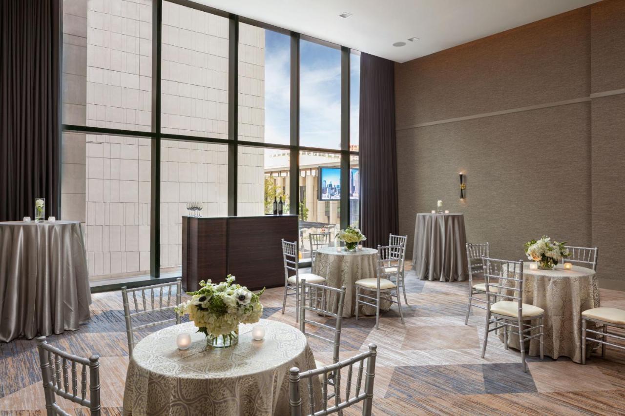 Jw Marriott Charlotte Hotel Екстериор снимка